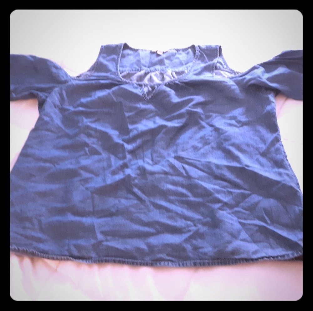 Cold shoulder denim shirt